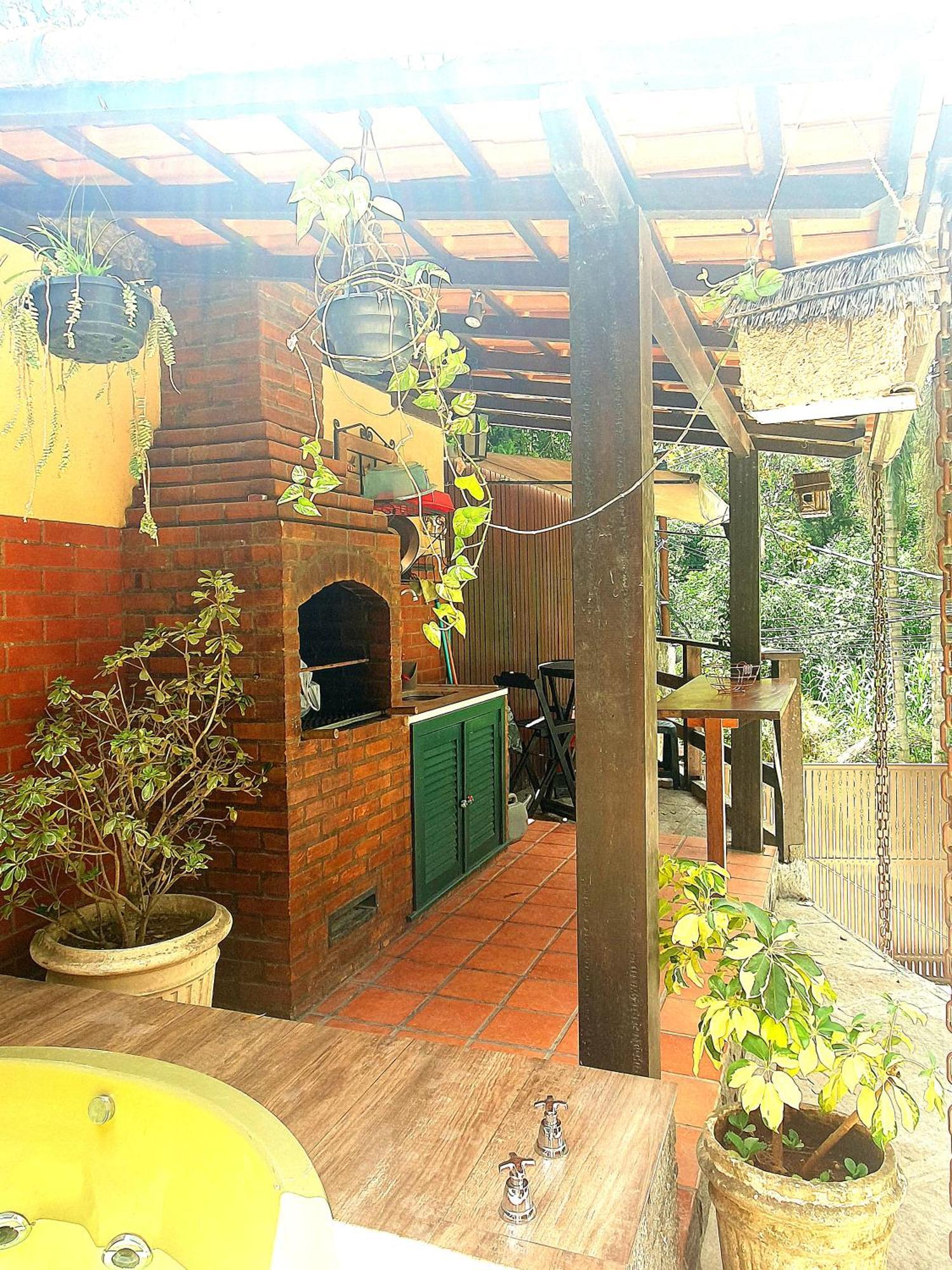 Aconchego De Itaipava - Casa De 3 Quartos, Equipada, Area Kids, Jacuzzi, Pet Friendly, Churrasqueira, Em Meio A Natureza E Proximo Ao Centro Do Bairro Petropolis  Ngoại thất bức ảnh