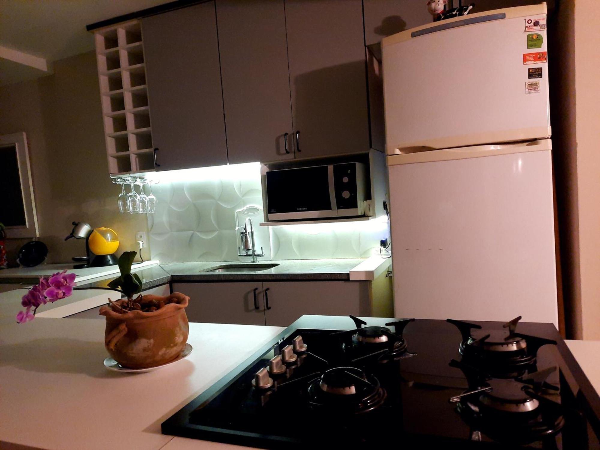 Aconchego De Itaipava - Casa De 3 Quartos, Equipada, Area Kids, Jacuzzi, Pet Friendly, Churrasqueira, Em Meio A Natureza E Proximo Ao Centro Do Bairro Petropolis  Ngoại thất bức ảnh