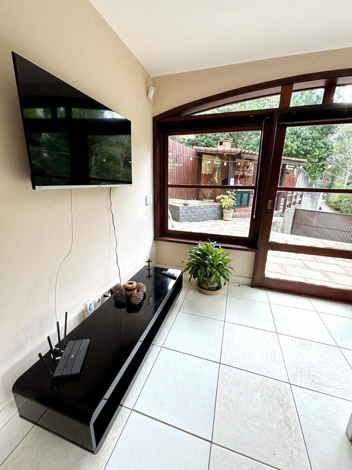 Aconchego De Itaipava - Casa De 3 Quartos, Equipada, Area Kids, Jacuzzi, Pet Friendly, Churrasqueira, Em Meio A Natureza E Proximo Ao Centro Do Bairro Petropolis  Ngoại thất bức ảnh